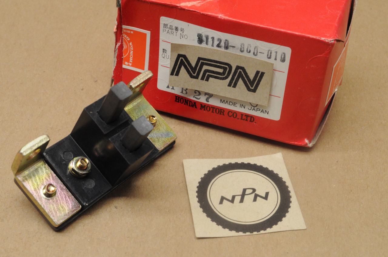 NOS Honda E3500 EV4000 EX5500 Generator Brush Holder Assembly 31120-880-010