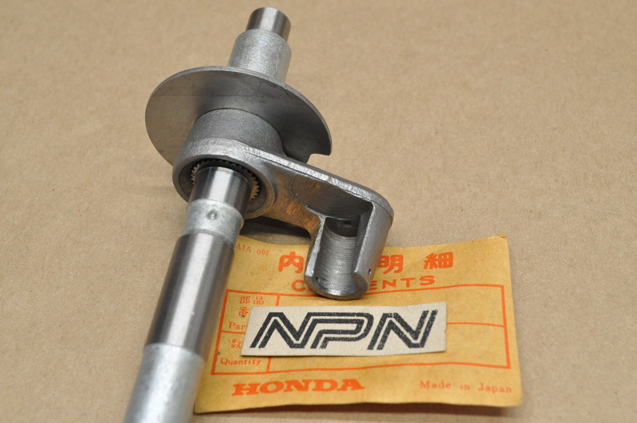 NOS Honda CL90 CM91 CT90 S90 SL90 Kick Starter Start Spindle Shaft 28251-028-010