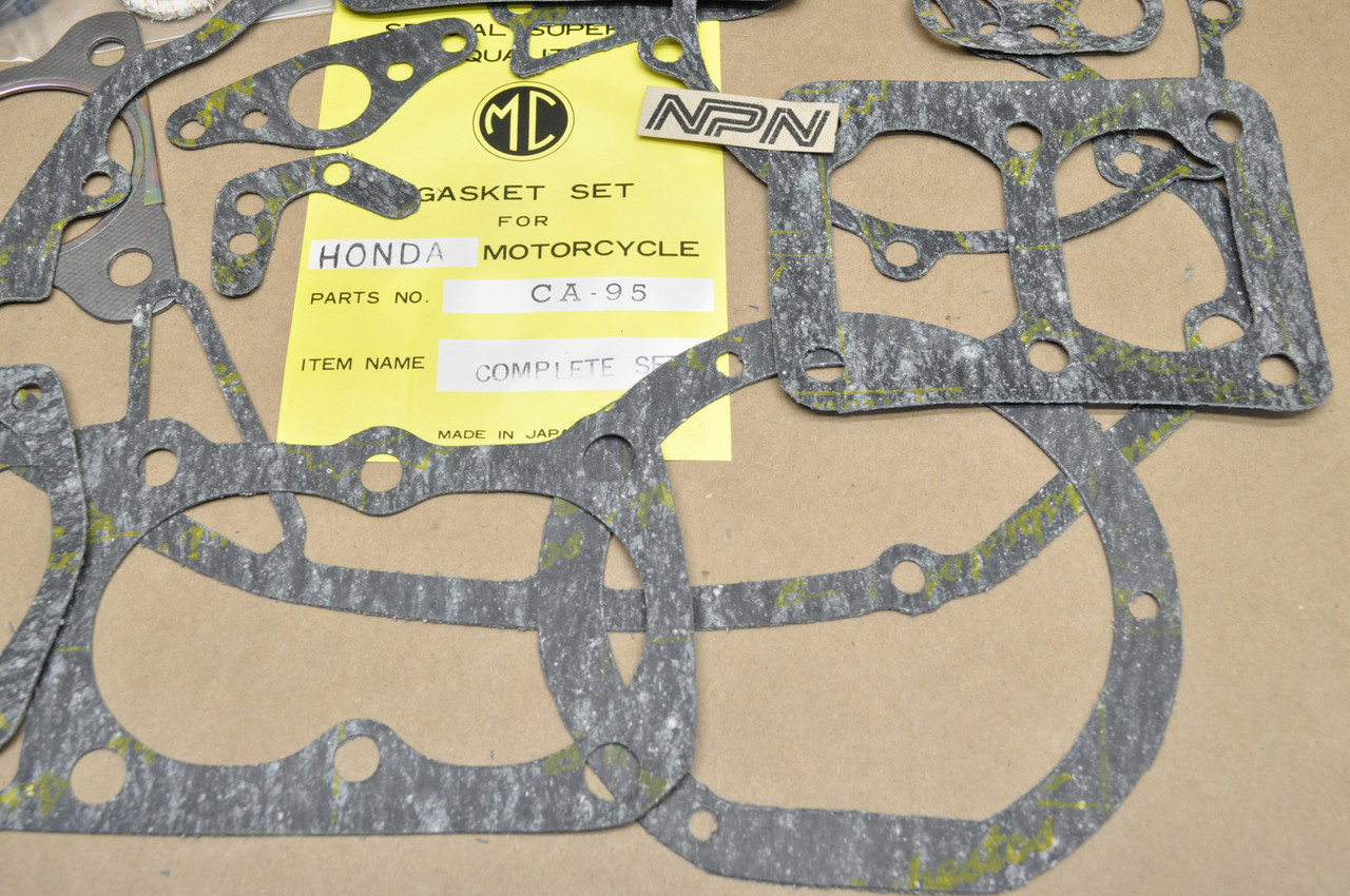 NOS Honda CA95 Benly MC Complete Top & Bottom End Gasket Kit 06111-202-000