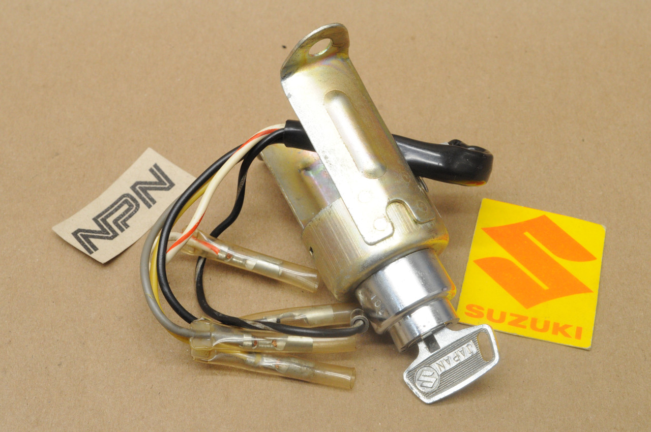 NOS Suzuki Motorcycle Ignition Switch And Key #3533