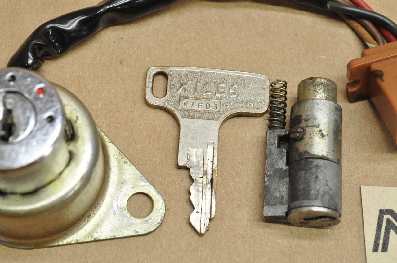 Vtg OEM Honda CB350 CB750 CL350 SL350 XL250 Ignition Switch w/ Lock & Key 35010-230-010