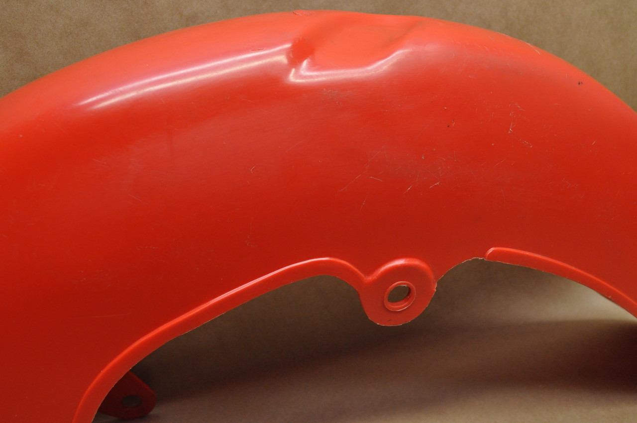 NOS Honda C200 CA200 CM91 Scarlet Plastic Front Fender 61100-030-610 C