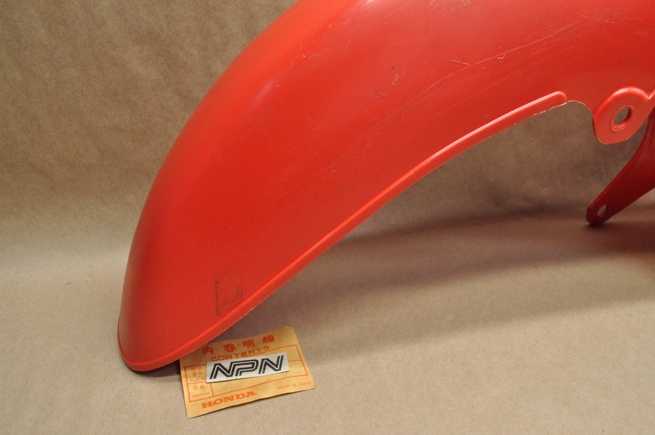 NOS Honda C200 CA200 CM91 Scarlet Plastic Front Fender 61100-030-610 C