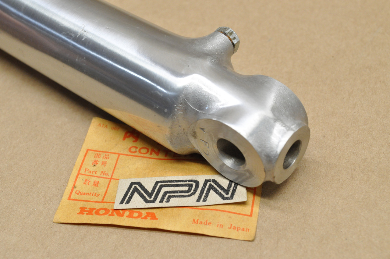 NOS Honda CB125 CL100 CL125 CL90 Right Front Fork Lower Case Tube 51420-056-670