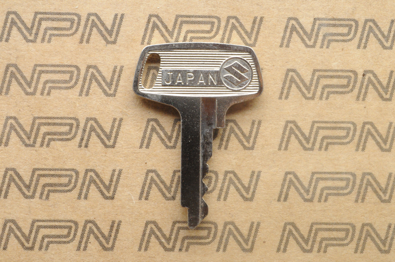 NOS Suzuki Motorcycle Single Groove Ignition Lock Key # 3533