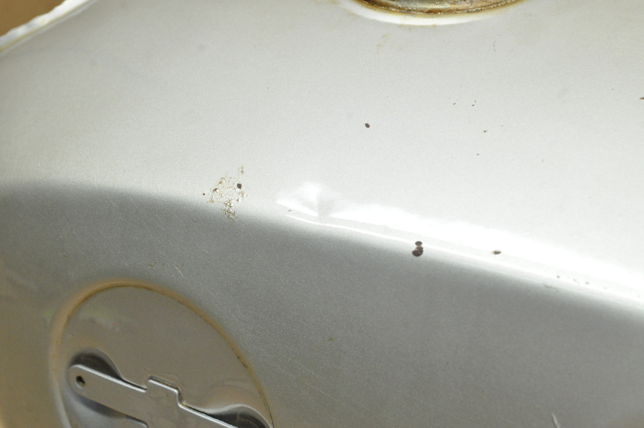 Vintage OEM Honda CL125 A Gas Fuel Tank Silver 17500-242-010 T