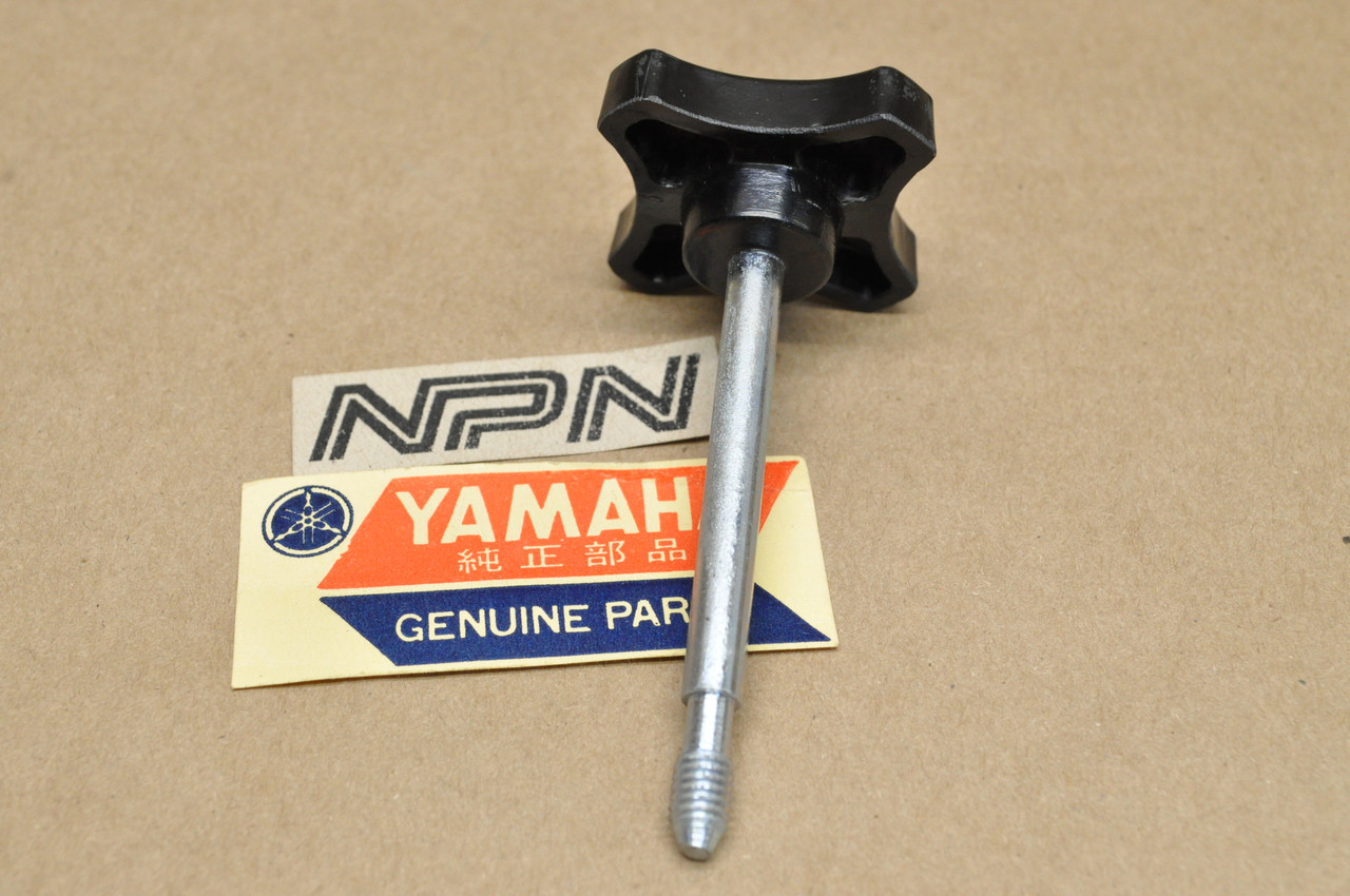 NOS Yamaha G6 G7 L5T YG5 Right Side Oil Tank Cover Knob  209-21724-00