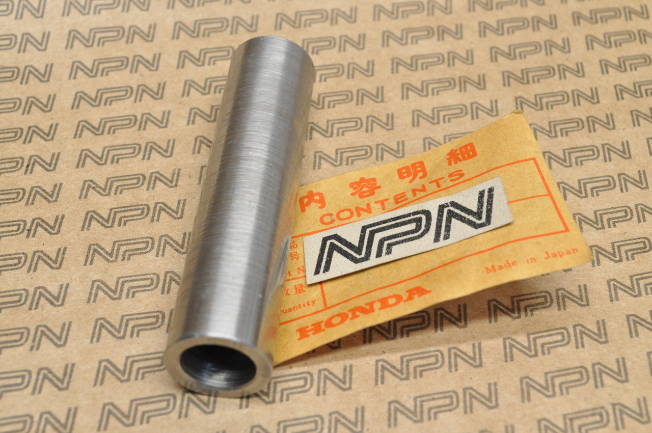 NOS Honda XL175 K0-1978 Rear Wheel Axle Distance Collar 42620-362-000