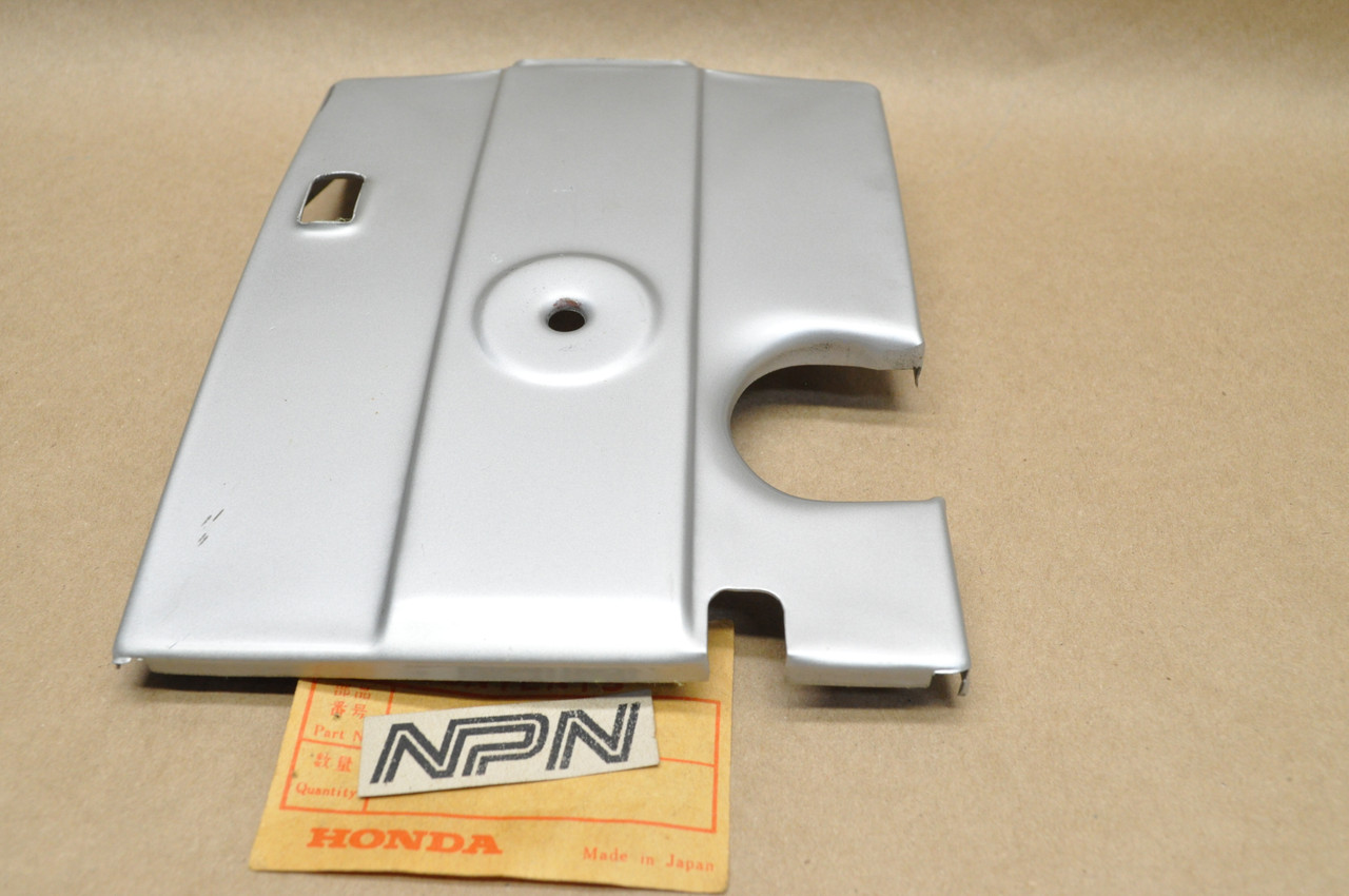 NOS Honda CB72 CB77 CL72 CL77 Upper Crank Case Cover 90706-268-010