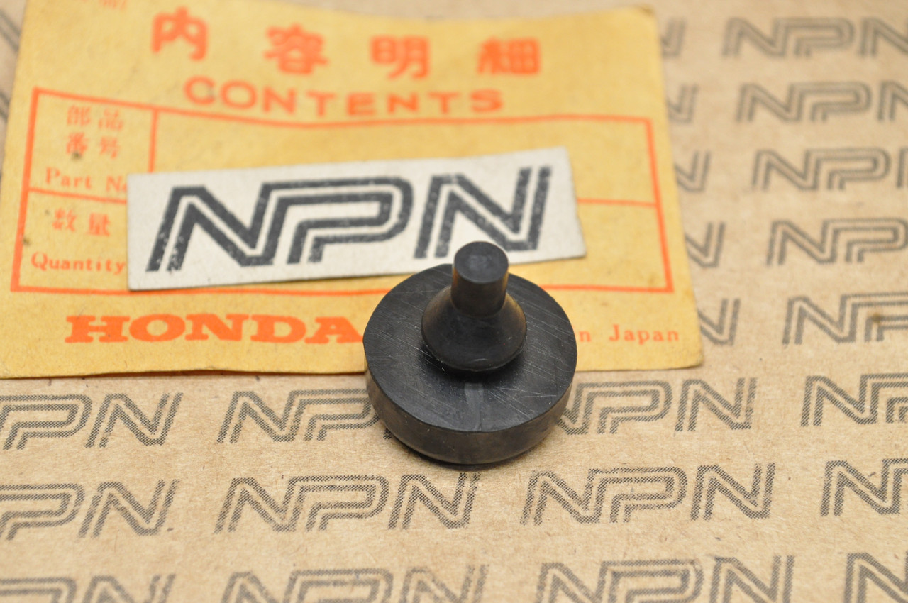 NOS Honda CB450 CL100 CL450 CL70 CL90 CT90 S65 S90 Stopper Rubber 50524-011-000
