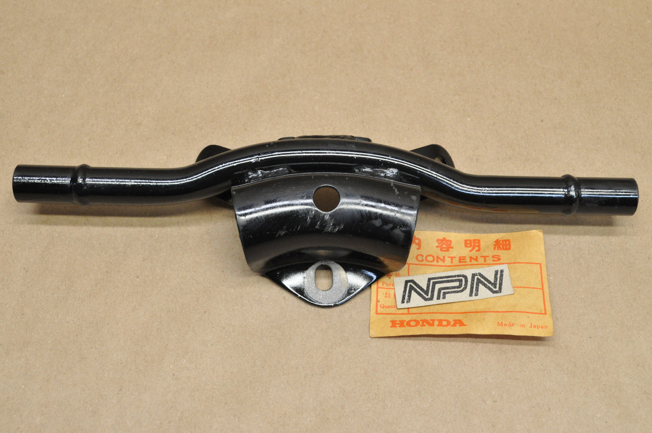 NOS Honda XL100 Rear Fender Turn Signal Mount Stay Bracket 33601-364-670