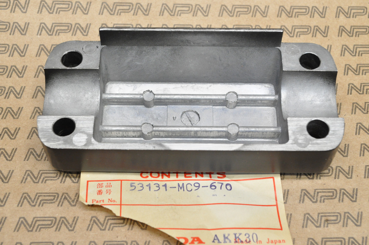 NOS Honda 1982-86 CB450 SC Nighthawk Upper Handlebar Holder 53131-MC9-670