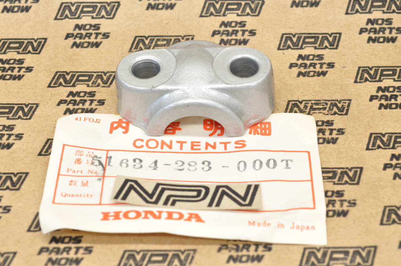 NOS Honda CB450 CB72 CB77 CL72 CL77 Front Axle Holder Bracket 51634-283-000 T