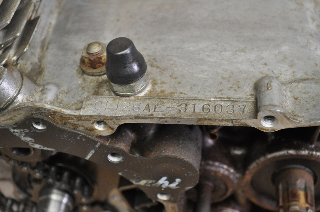 Vtg OEM Honda CL125 A Engine Motor Crank Case Cylinder Head Assy 11200-246-000