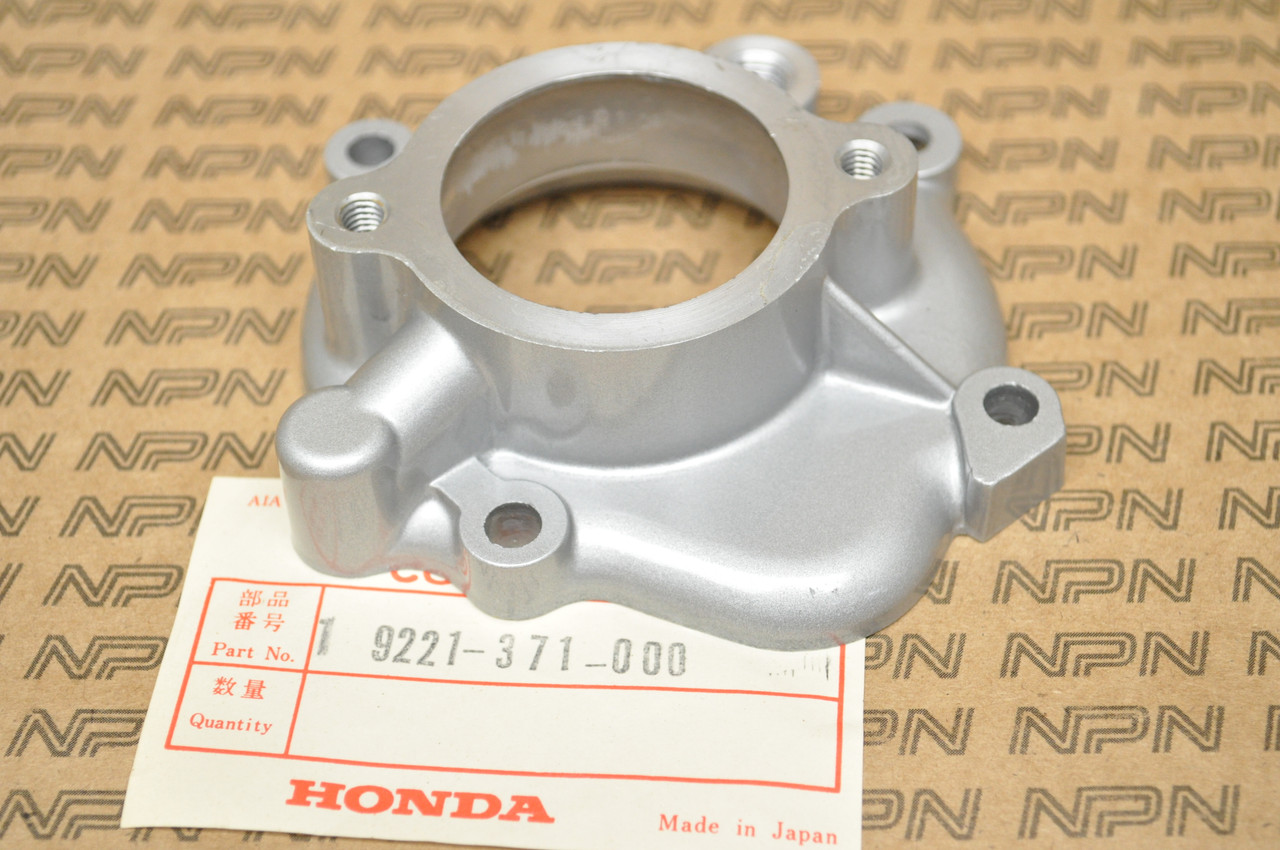 NOS Honda GL1000 GL1000LTD GL1100 Gold Wing Water Pump Cover 19221-371-000
