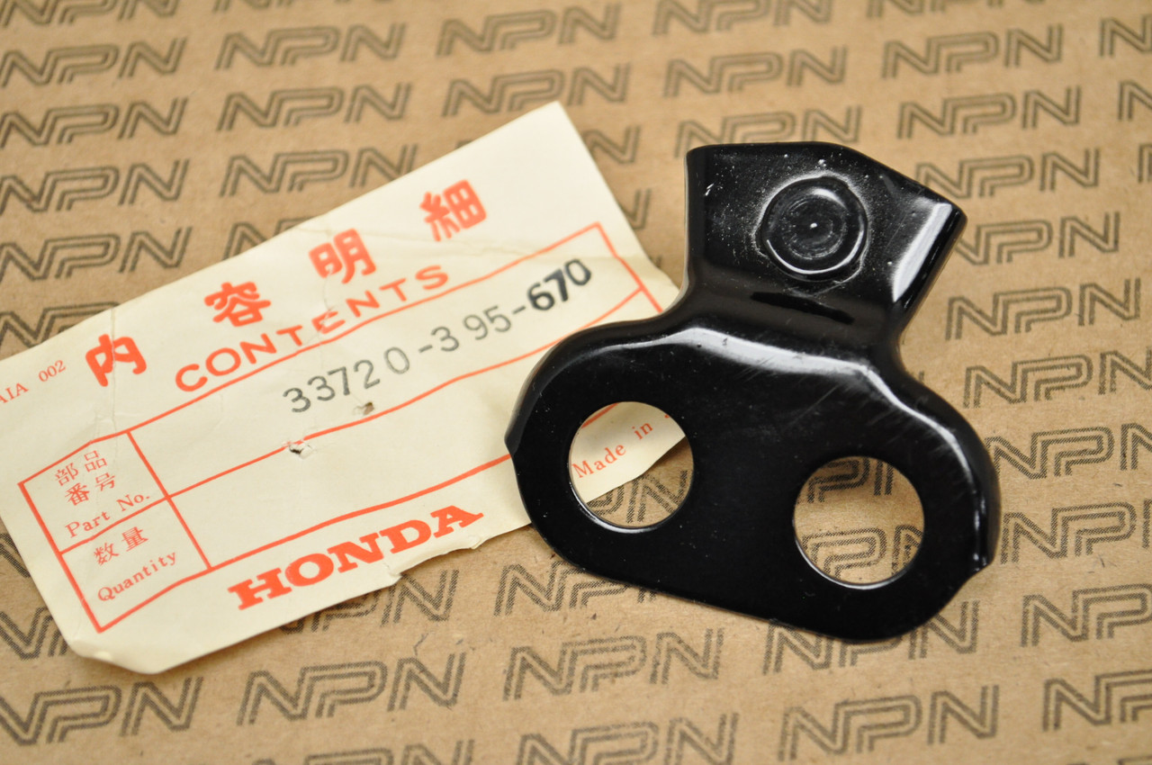 NOS Honda 1976 MR250 Elsinore Tail Light Stay Bracket 33720-395-670