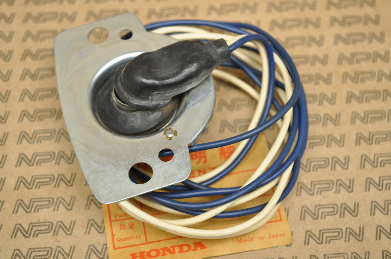 NOS Honda CA160 Rear Brake Tail Light Socket Plate 33710-212-000