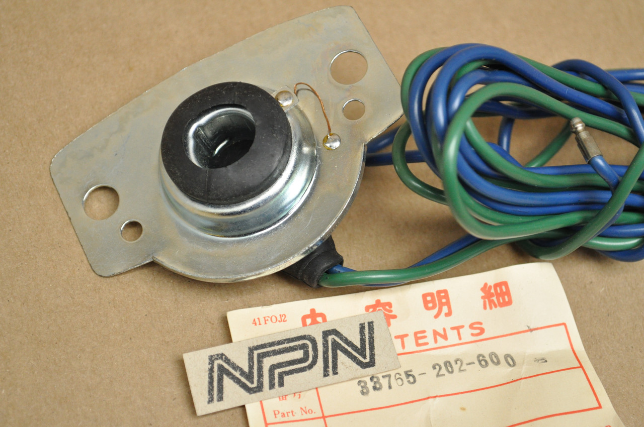 NOS Honda CA95 CB92 Rear Brake Tail Light Socket Plate 33765-202-600