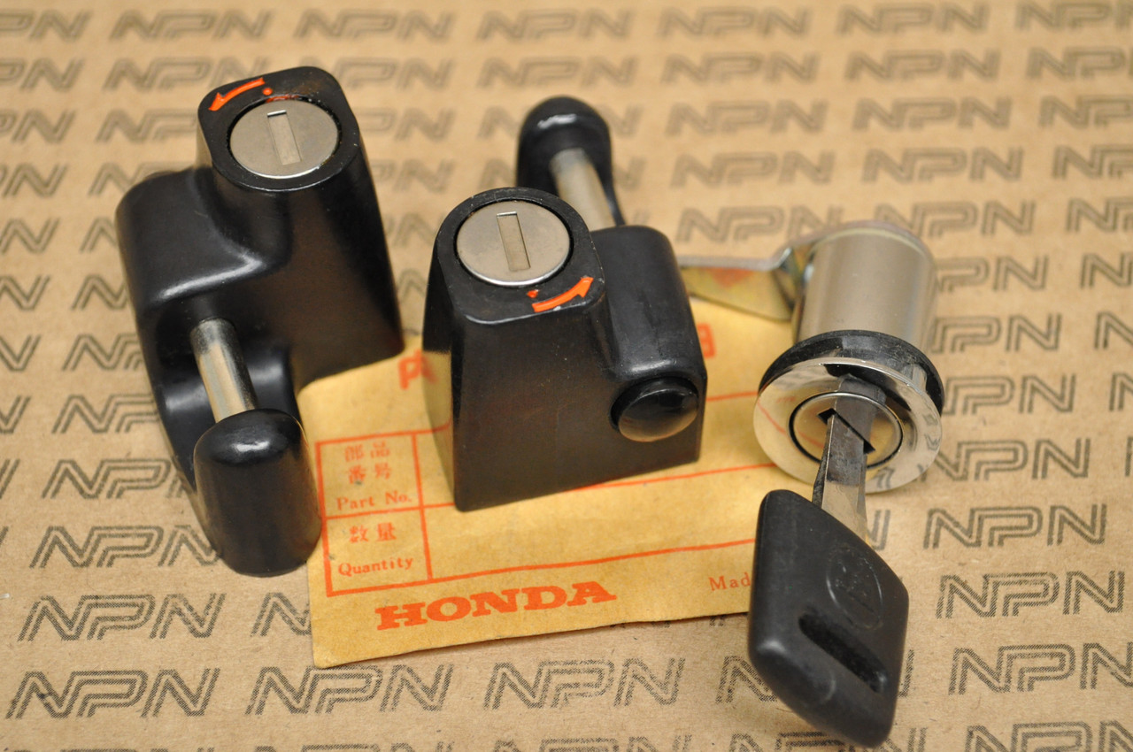 NOS Honda GL1000 GL1000LTD Helmet & Shelter Lock w/ Key Set 35010-371-671