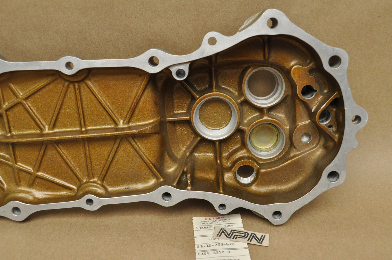 NOS Honda F400 K1 F500 Roto Tiller Right Transmission Case Cover 21110-723-670