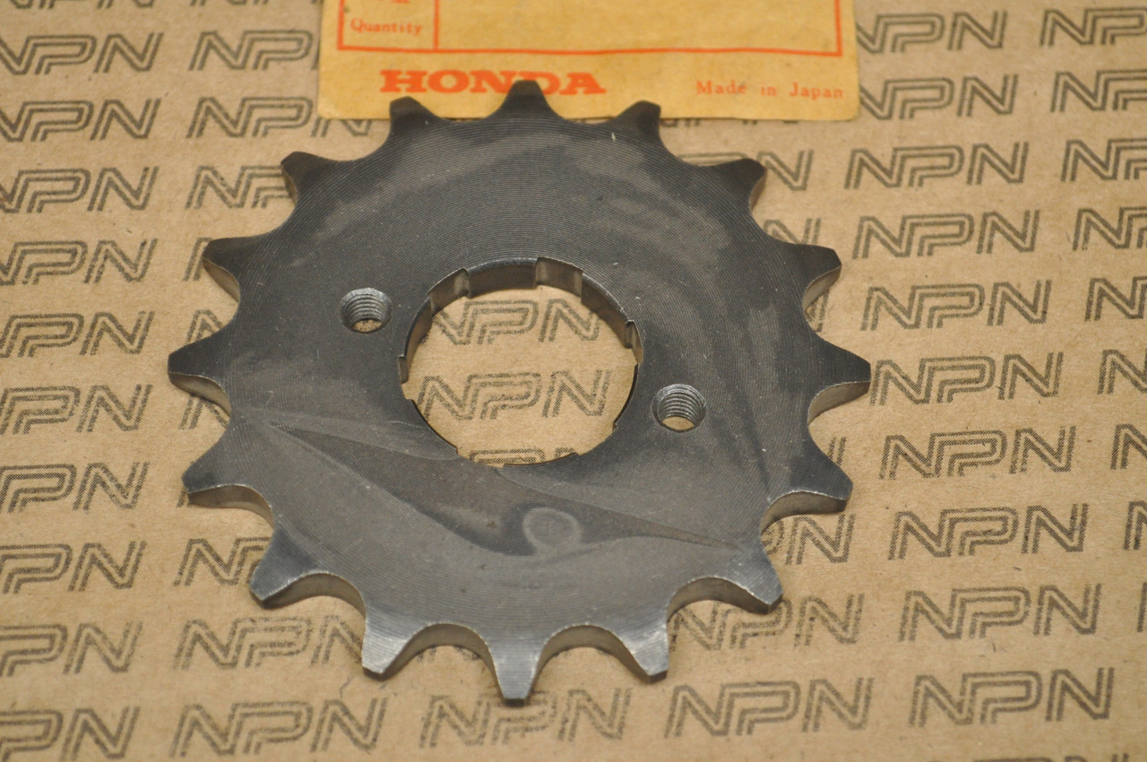 NOS Honda CA77 Front Drive Chain Sprocket 16T 23801-266-010