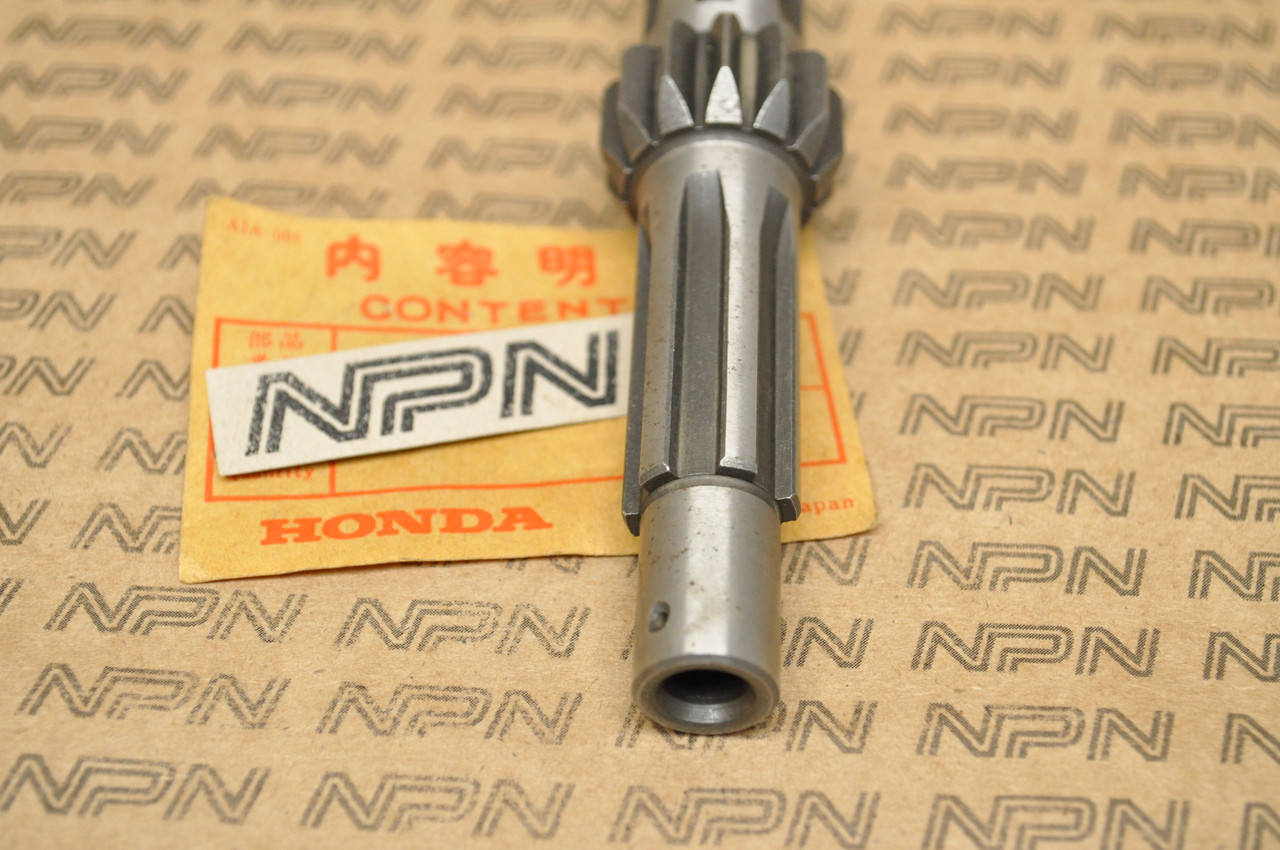 NOS Honda CM91 Transmission Main Shaft 23211-046-000