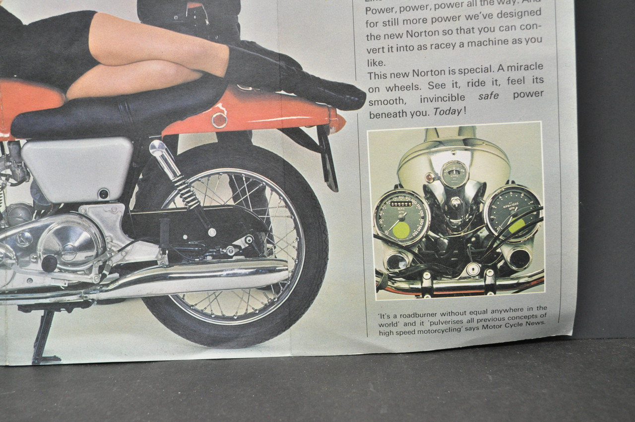 Vintage 1970s Norton Commando 750 Motorcycle Brochure Dealer Spec Sheet NOS OEM