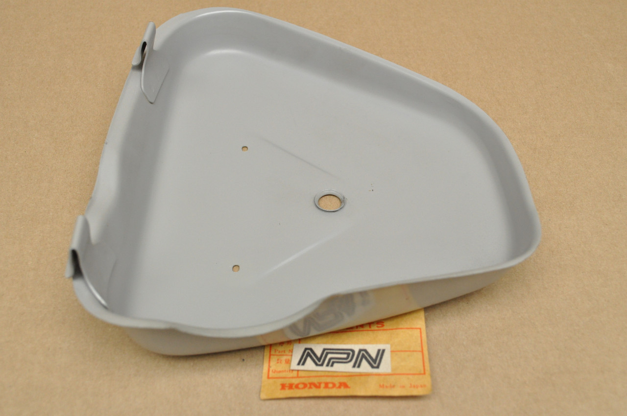 NOS Honda CB450 K2-K3 Right Air Filter Cleaner Side Cover Primer 17231-292-040 Z