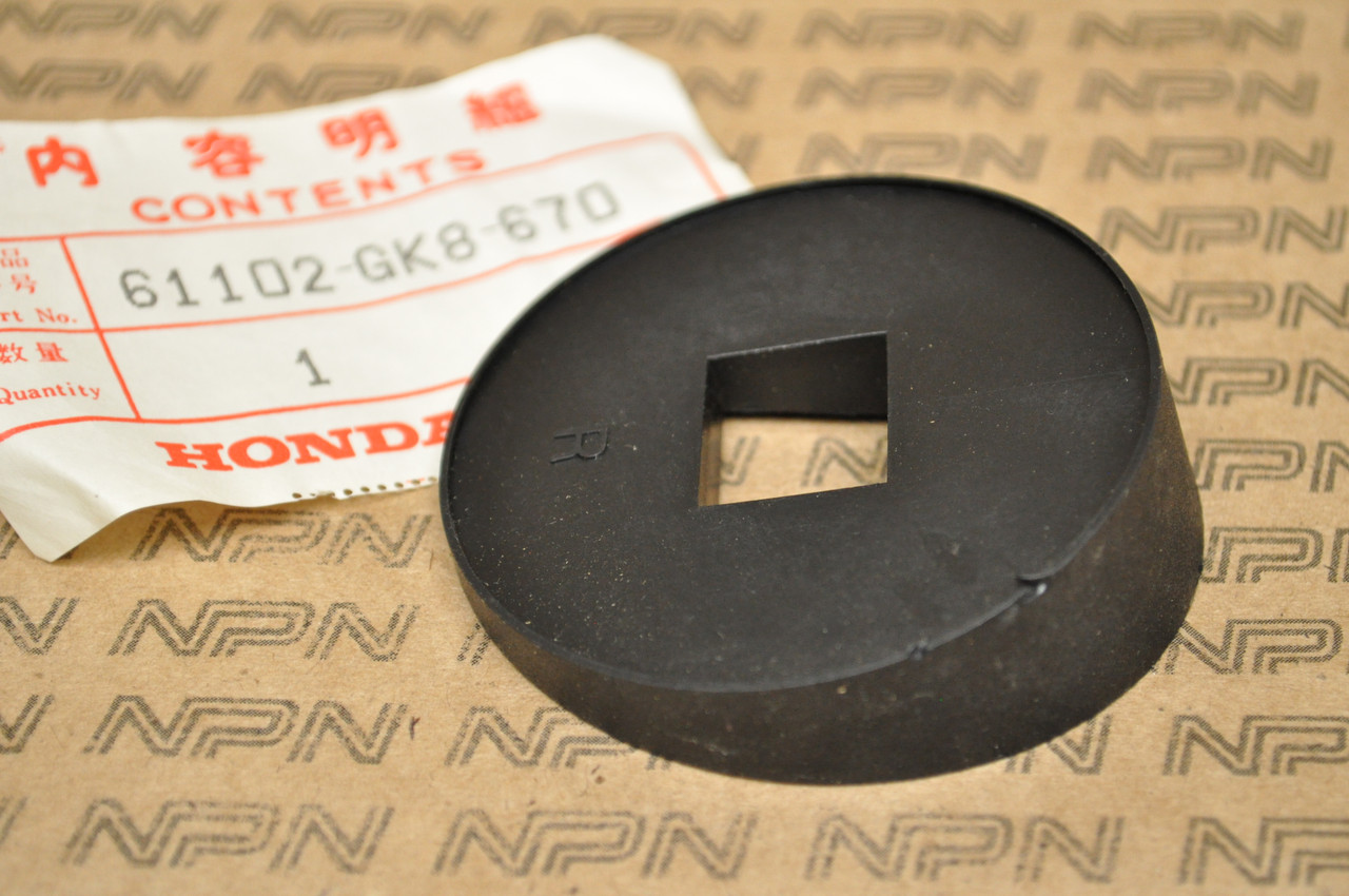 NOS Honda NB50 NH80 Aero NQ50 Spree Right Front Reflector Base 61102-GK8-670