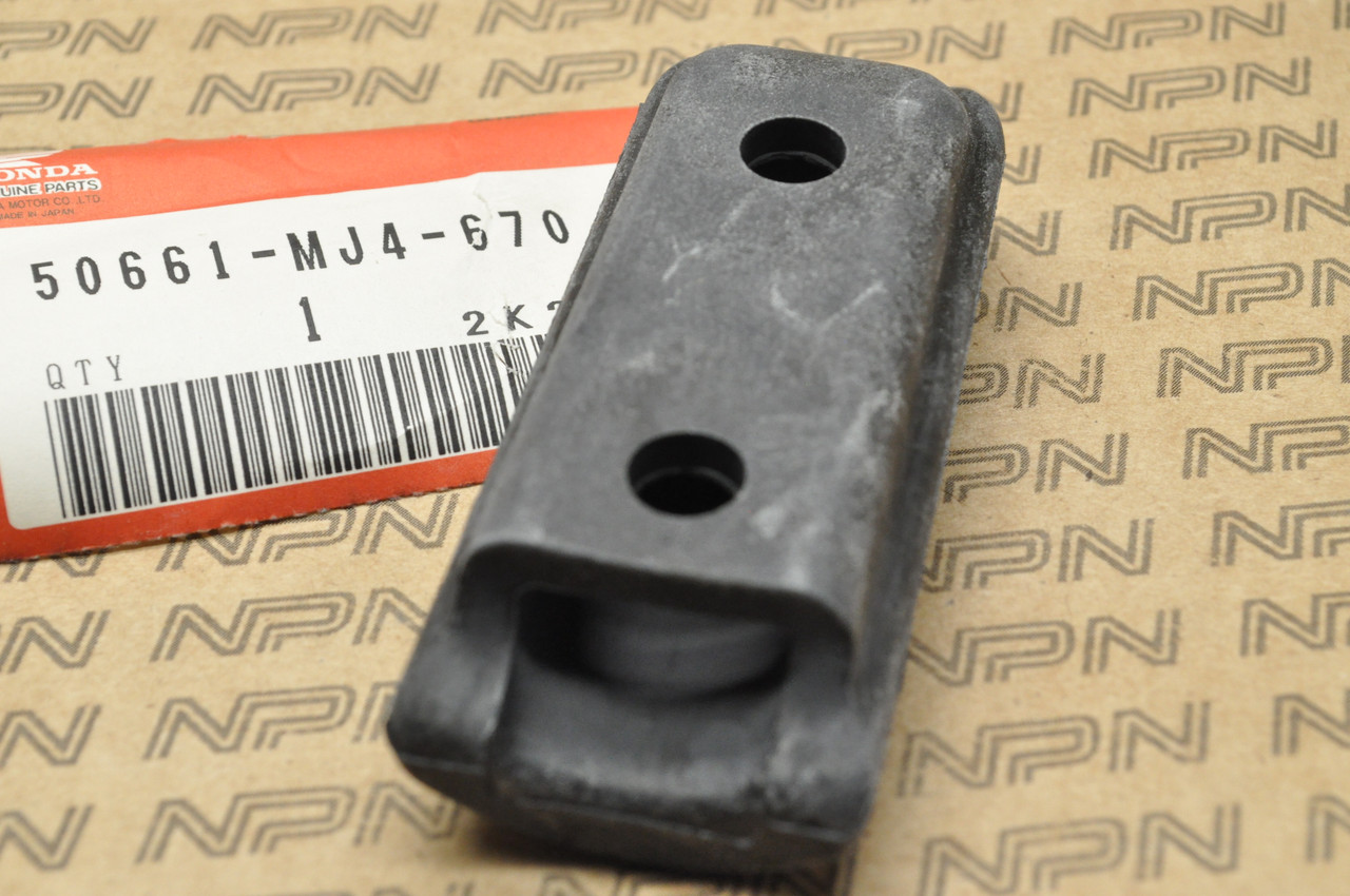 NOS Honda CBR1000 F CBR600 F VF1000 R Foot Peg Step Rubber 50661-MJ4-670