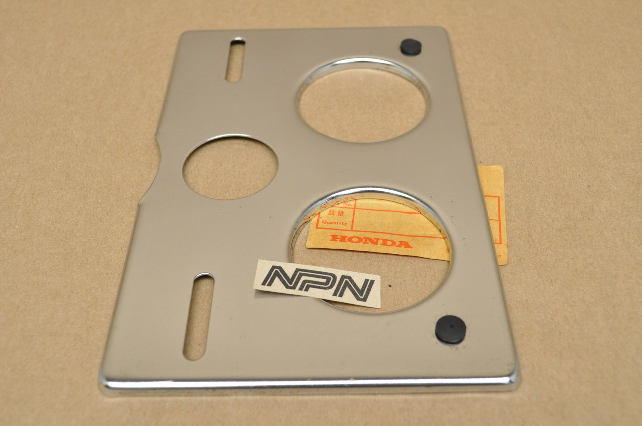 NOS Honda SL350 K1 License Plate Bracket Number Plate  84702-312-670