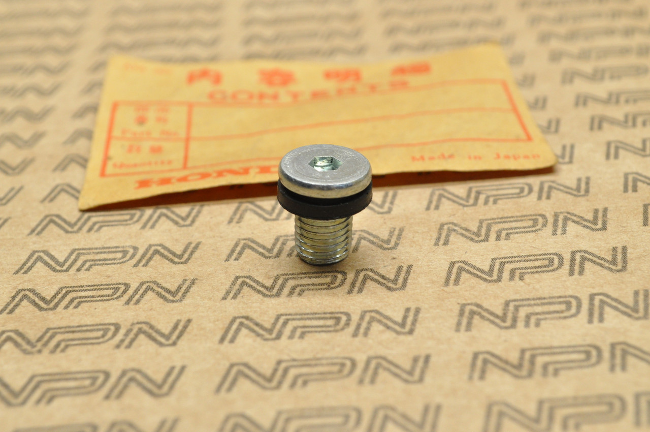 NOS Honda GL1100 Gold Wing Fork Tube Valve Stem Cap Bolt M2280-999-95806