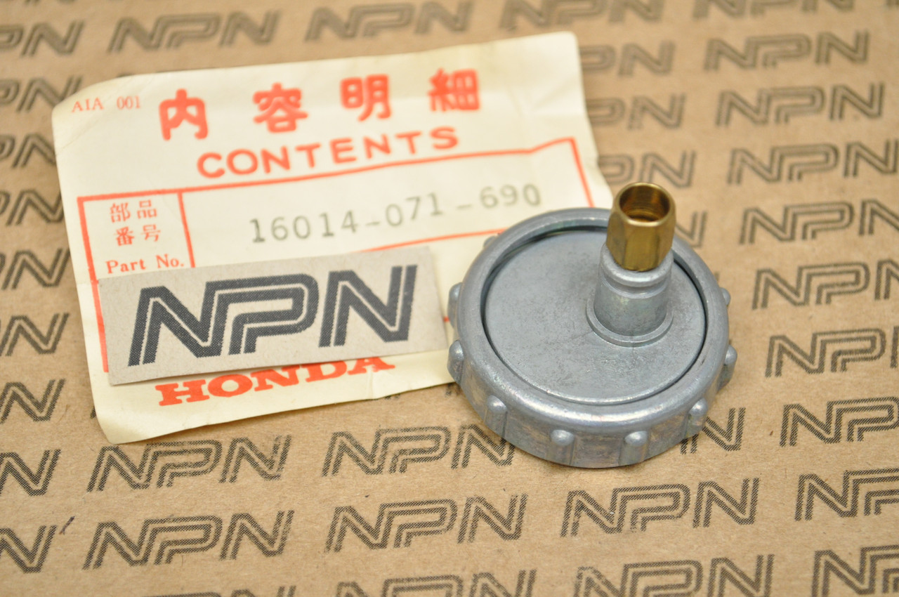 NOS Honda 1977-79 XL75 Carburetor Top Set Cap 16014-071-690