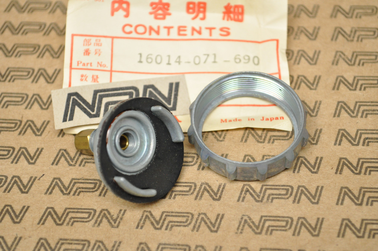 NOS Honda 1977-79 XL75 Carburetor Top Set Cap 16014-071-690