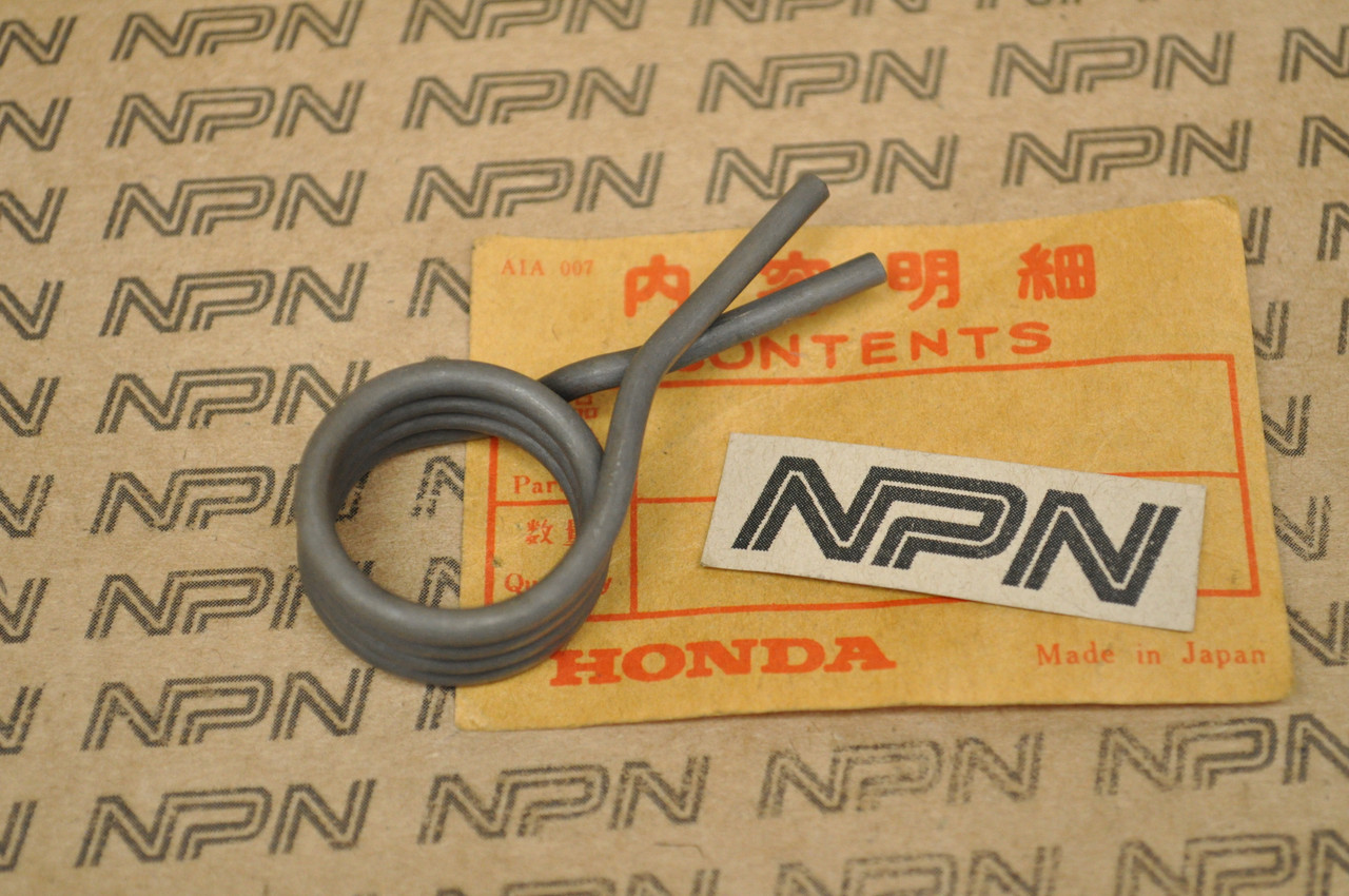 NOS Honda CL125 A SS125 A Gear Shift Return Spring 24651-243-000
