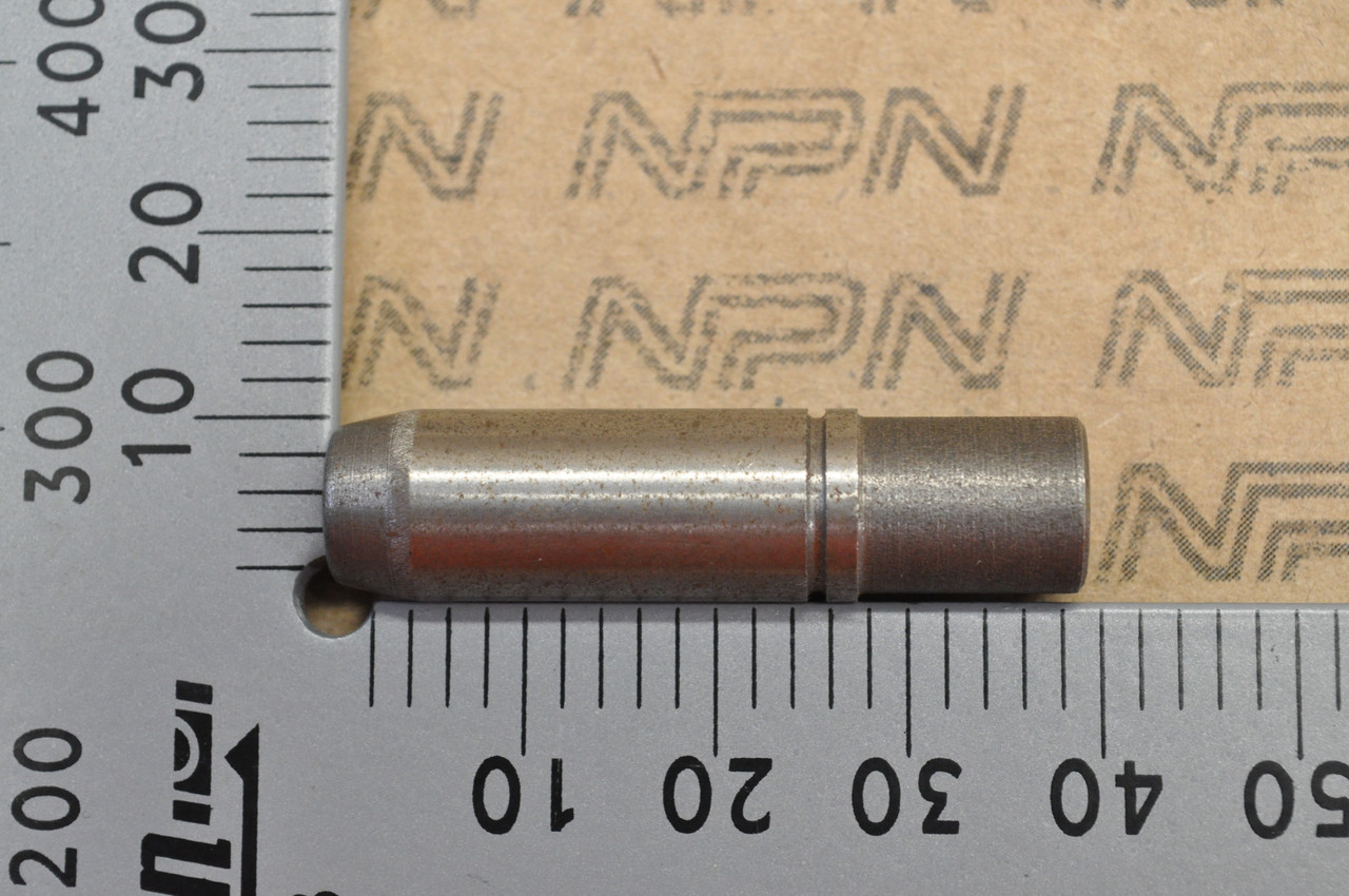 NOS Honda CA175 CL175 Exhaust Valve Guide 12023-235-310