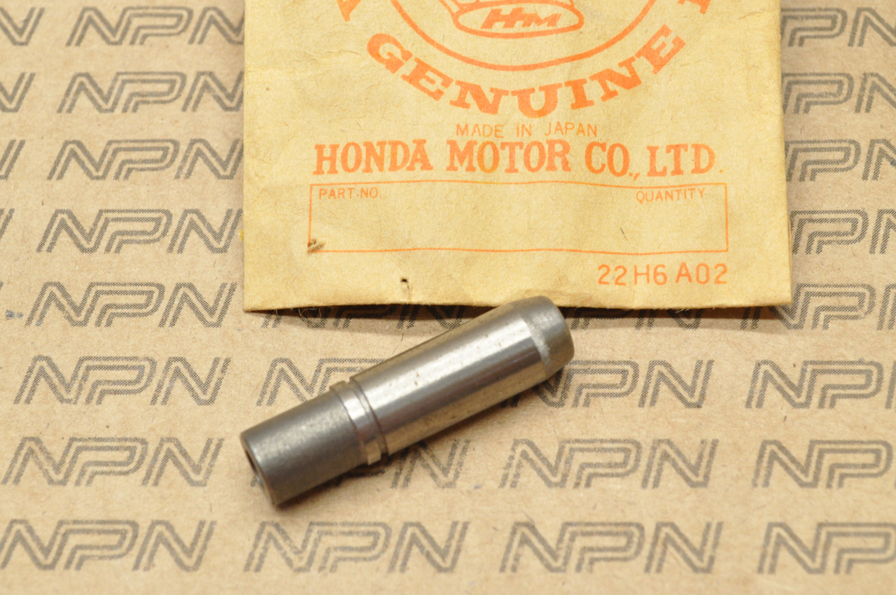 NOS Honda CA175 CL175 Exhaust Valve Guide 12023-235-310