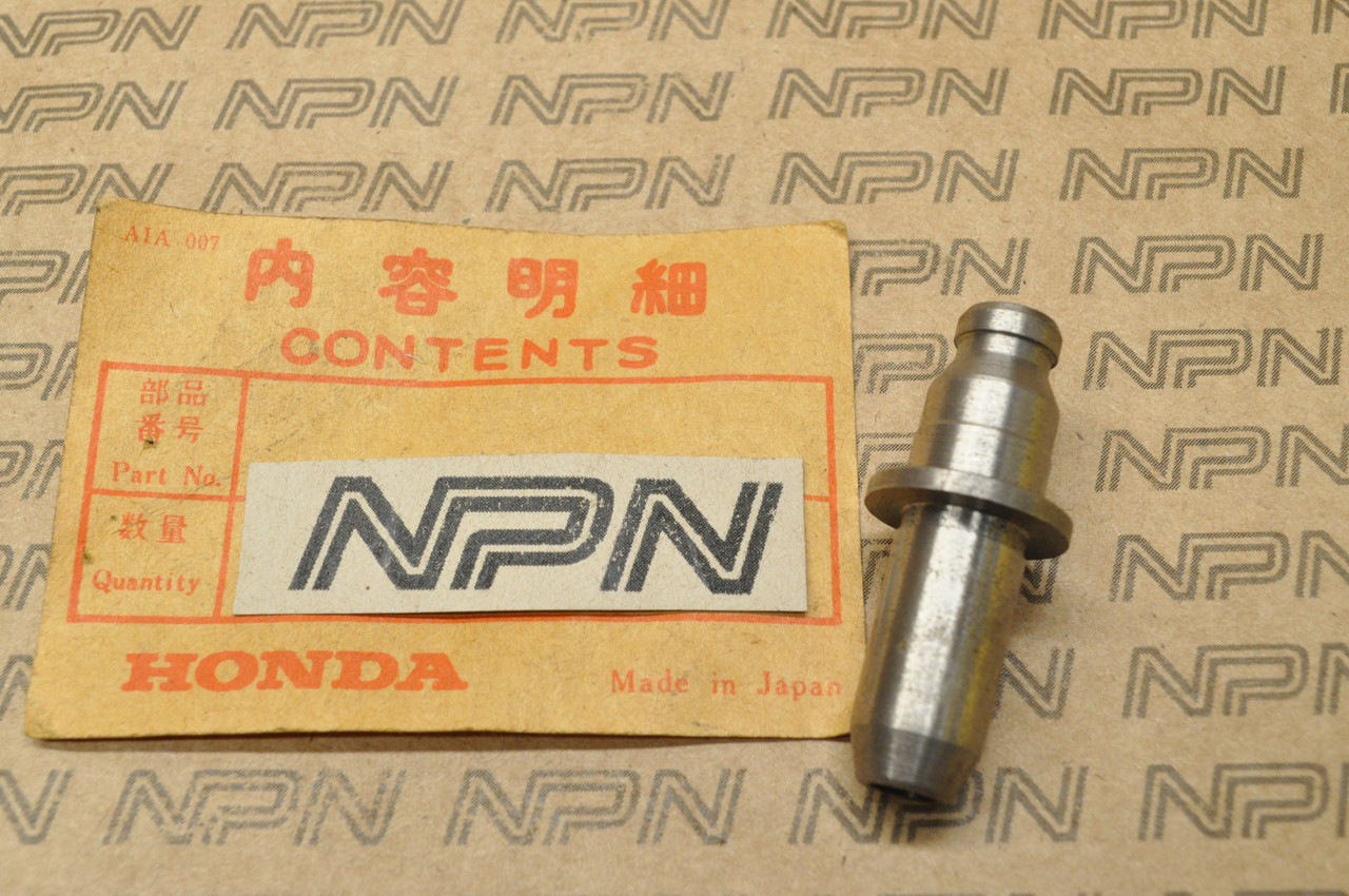 NOS Honda CB750 CB750F CB750K CB900 C CB900F Valve Guide 12204-425-305