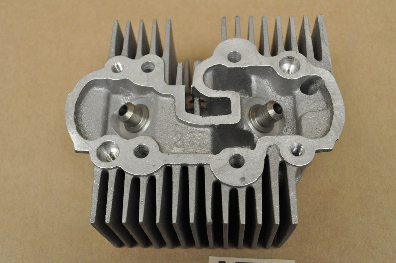 NOS Honda C110 CA110 Cylinder Head 12201-011-000