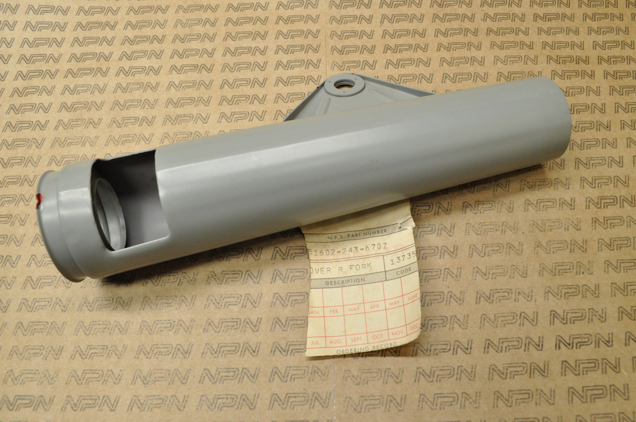 NOS Honda CL125 A SS125 A Right Fork Ear Head Light Stay Bracket 51602-243-670 Z