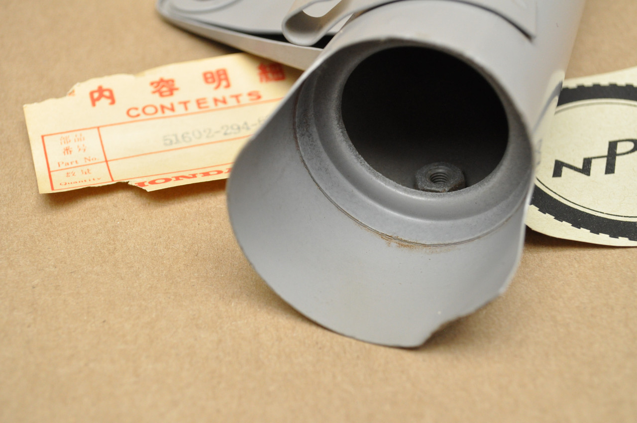 NOS Honda CL450 K2-K4 Right Head Light Fork Ear Stay Bracket 51602-294-670 Z