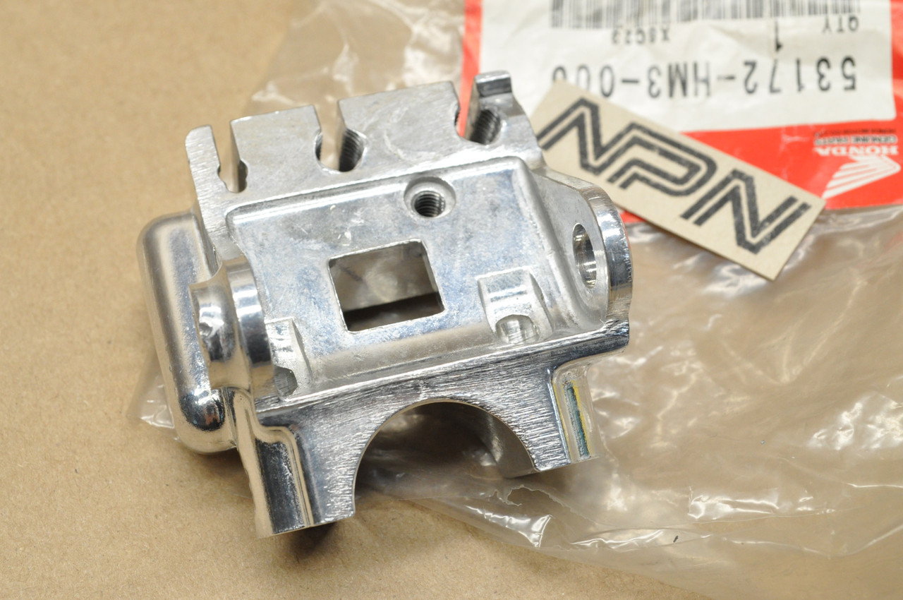 NOS Honda TRX300 TRX400 Left Handlebar Lever Perch Bracket 53172-HM3-000