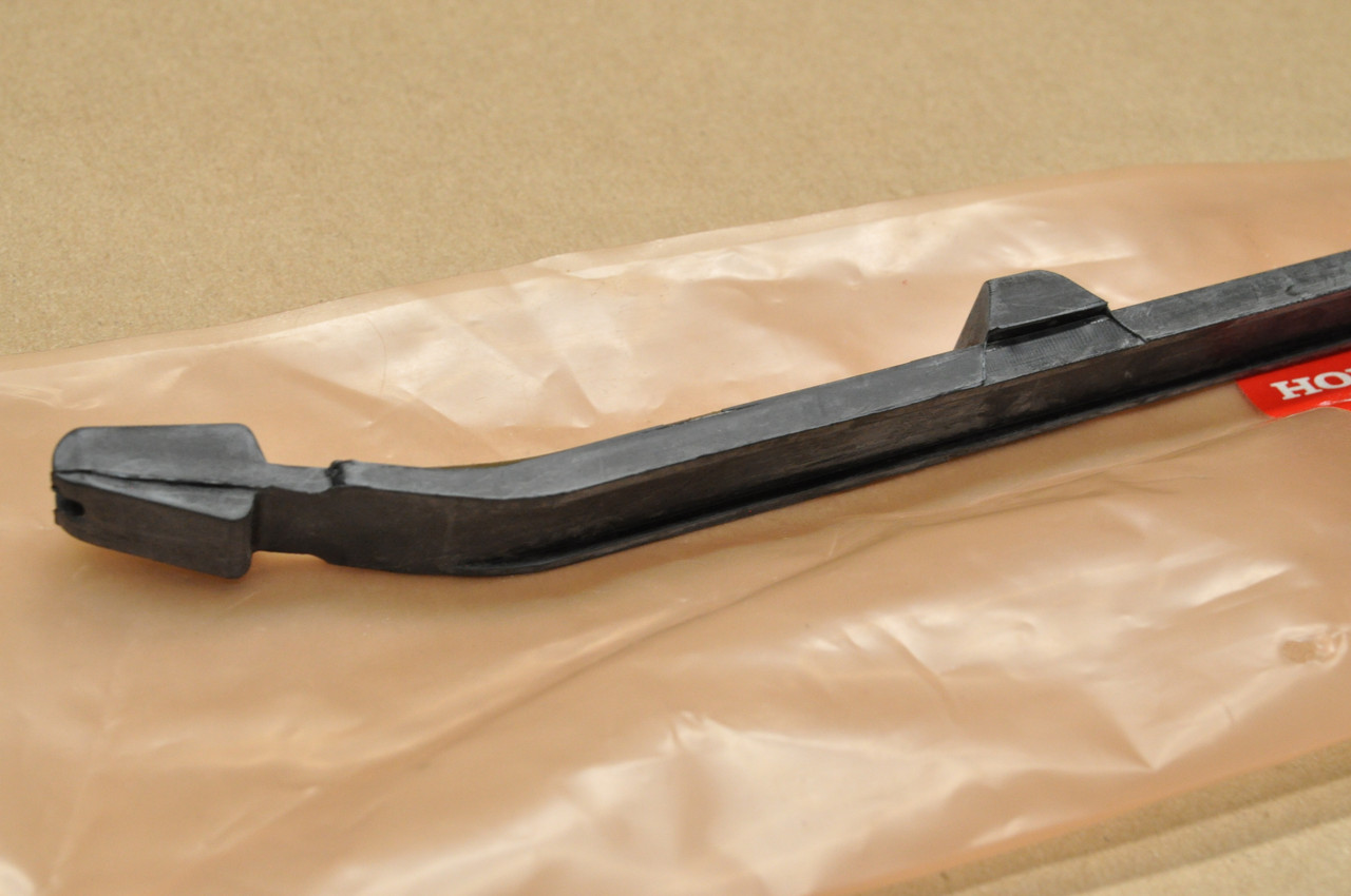 NOS Honda ATC250 ES Big Red ATC250SX TRX250 Cam Chain Guide 14620-HA0-003