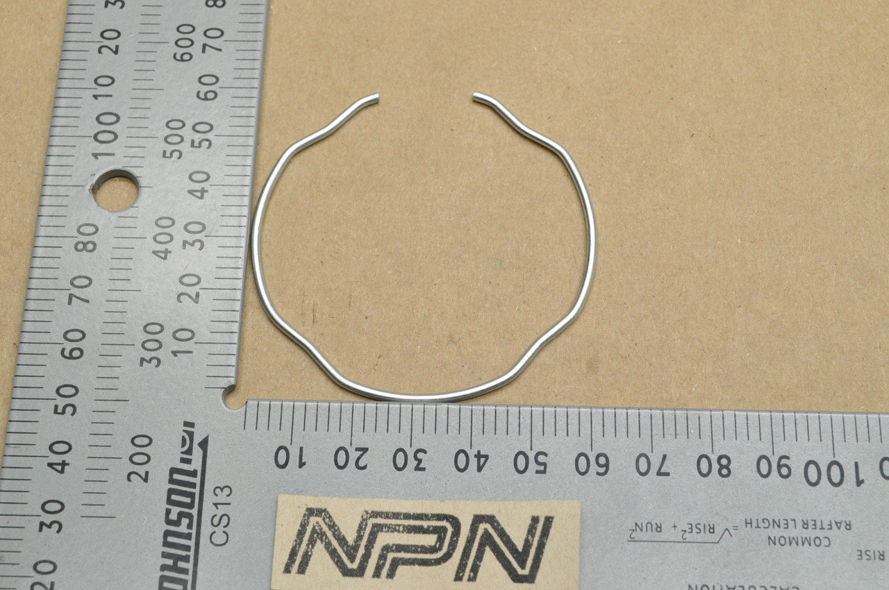 NOS Honda CBR600 CBR900 CR125 CR250 CR500 Oil Seal Stopper Ring 51447-KZ3-003