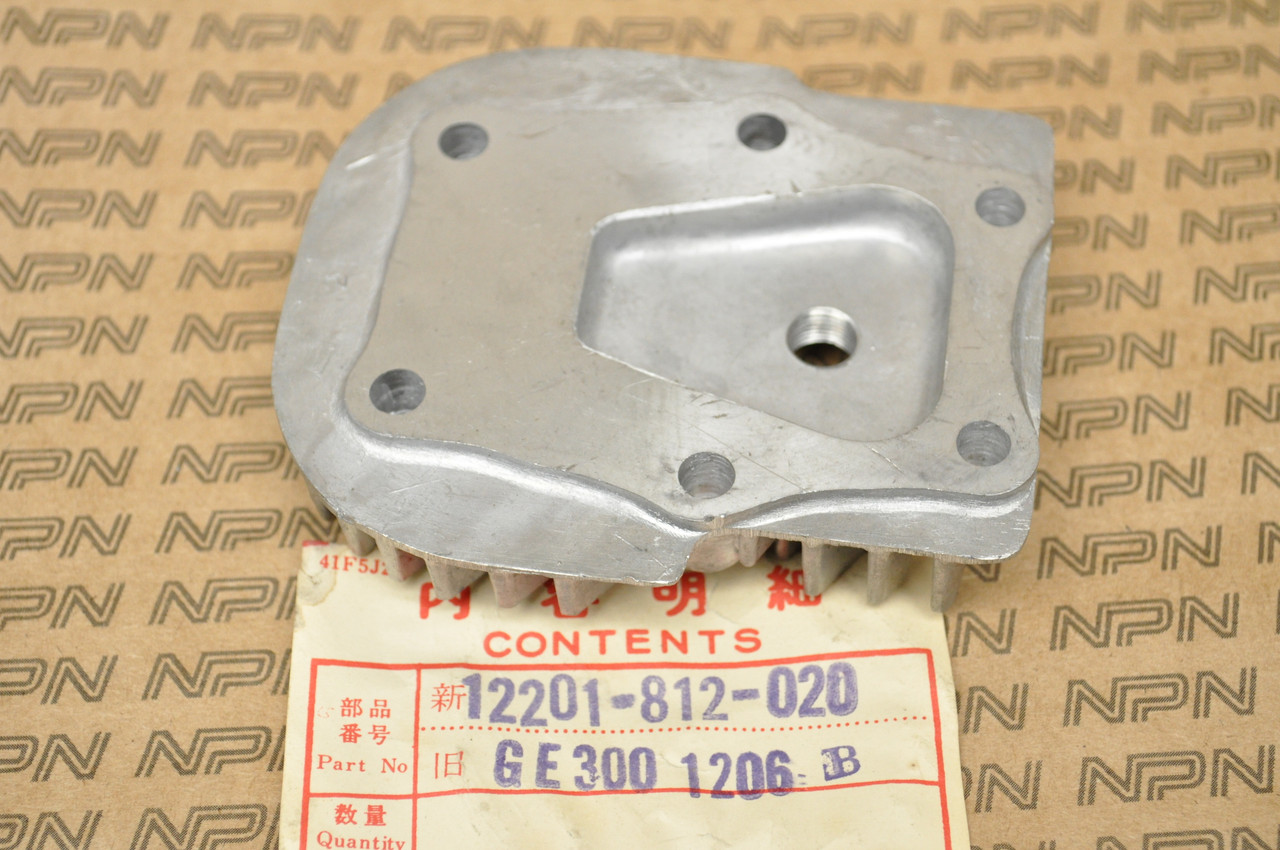 NOS Honda E300 Generator Cylinder Head 12201-812-020