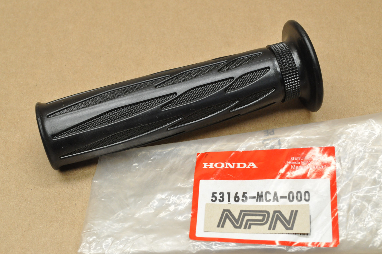 NEW OEM Honda GL1800 Gold Wing Right Handlebar Grip 53165-MCA-000