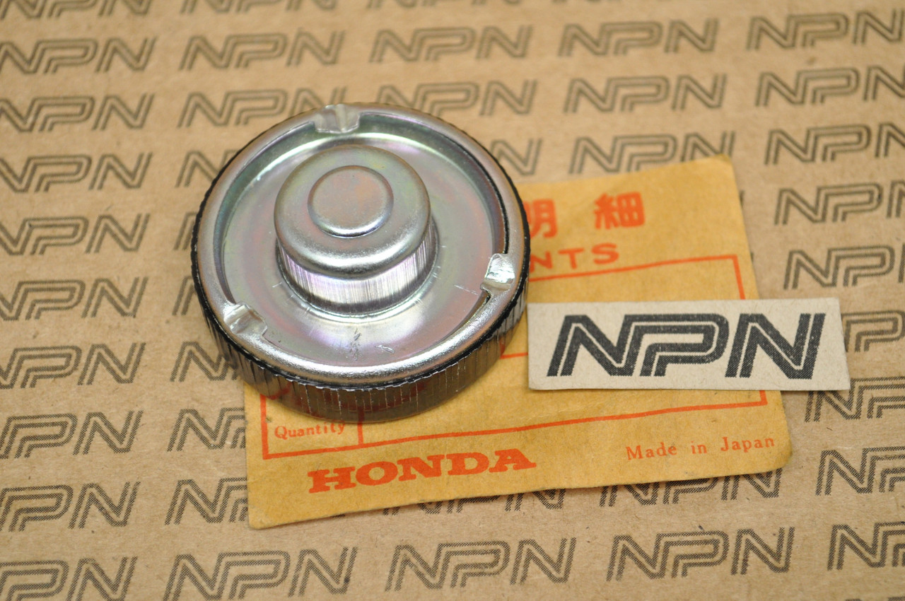 NOS Honda E300 E40 EM400 EM500 ER400 Generator Gas Tank Filler Cap 17650-801-020