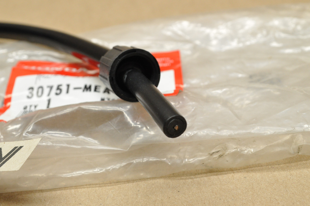 NEW OEM Honda 2004-09 VTX1300 Ignition Coil Spark Plug Wire 30751-MEA-670