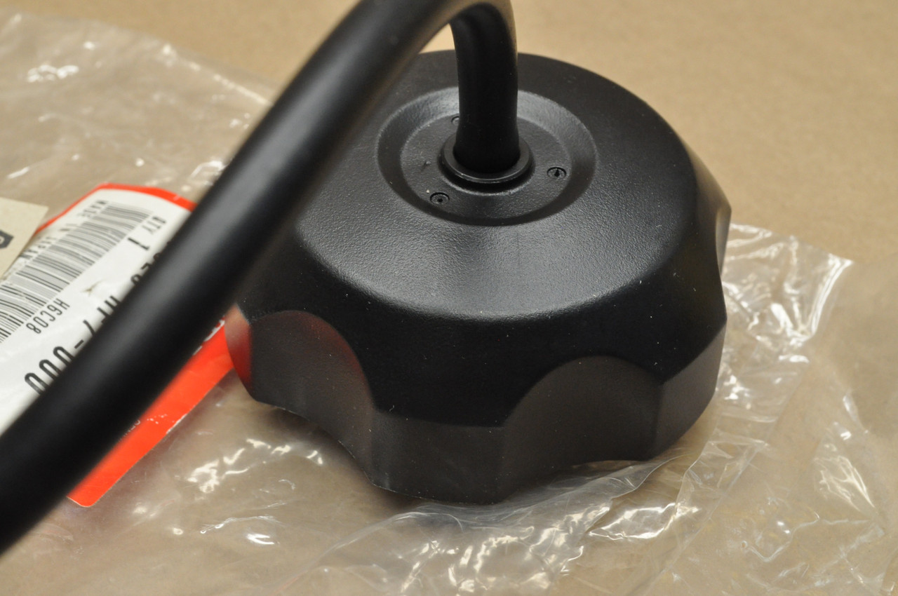 NOS Honda TRX250 TRX350 TRX400 TRX90 Fuel Gas Tank Filler Cap 17620-HF7-000