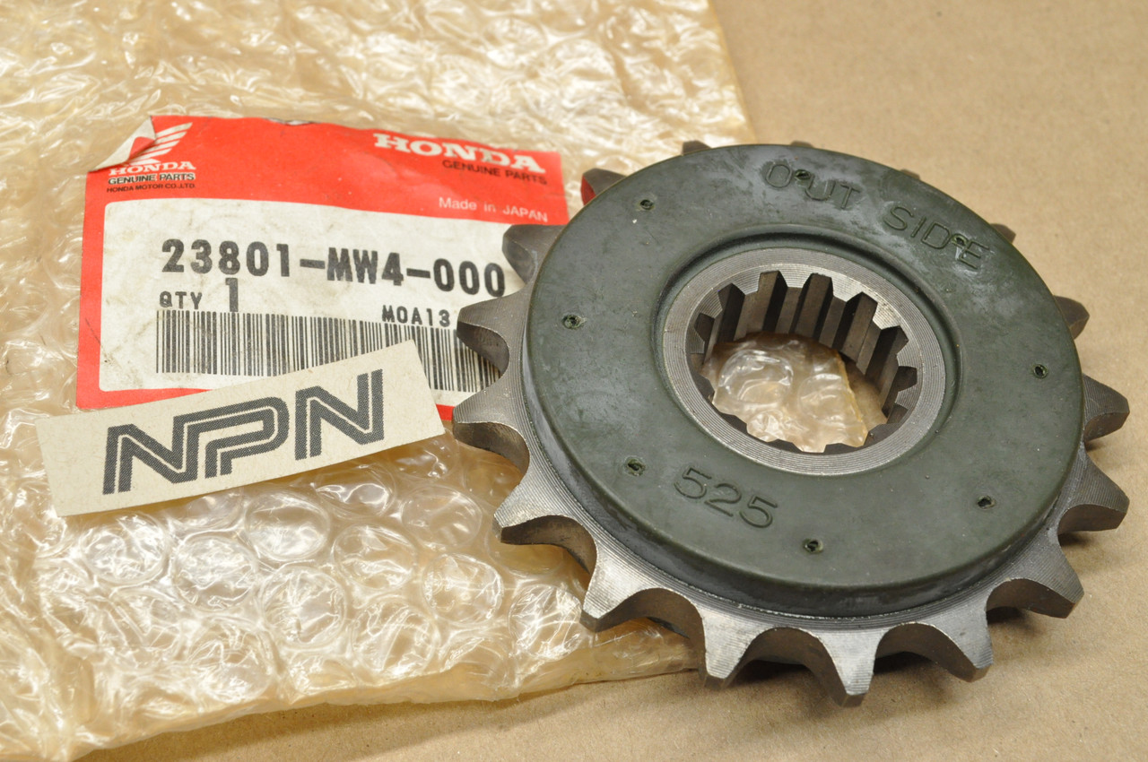 NOS Honda 1994 RVF750 R RC45 Front Drive Sprocket 17T 23801-MW4-000
